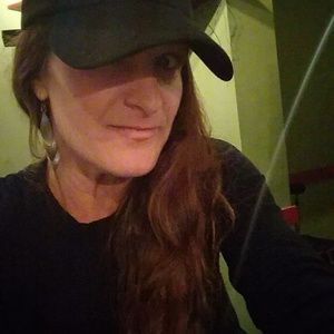 Meet your Posher, Annette